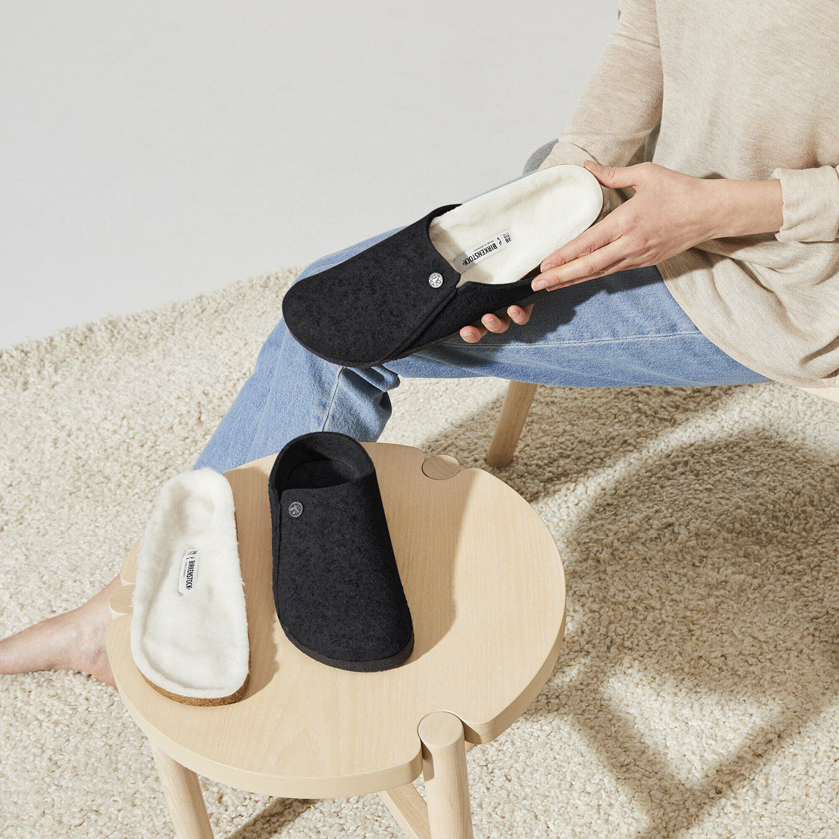 Pantofola in feltro di lana Birkenstock Zermatt Shearling Felt, colore Antracite, dettaglio 2