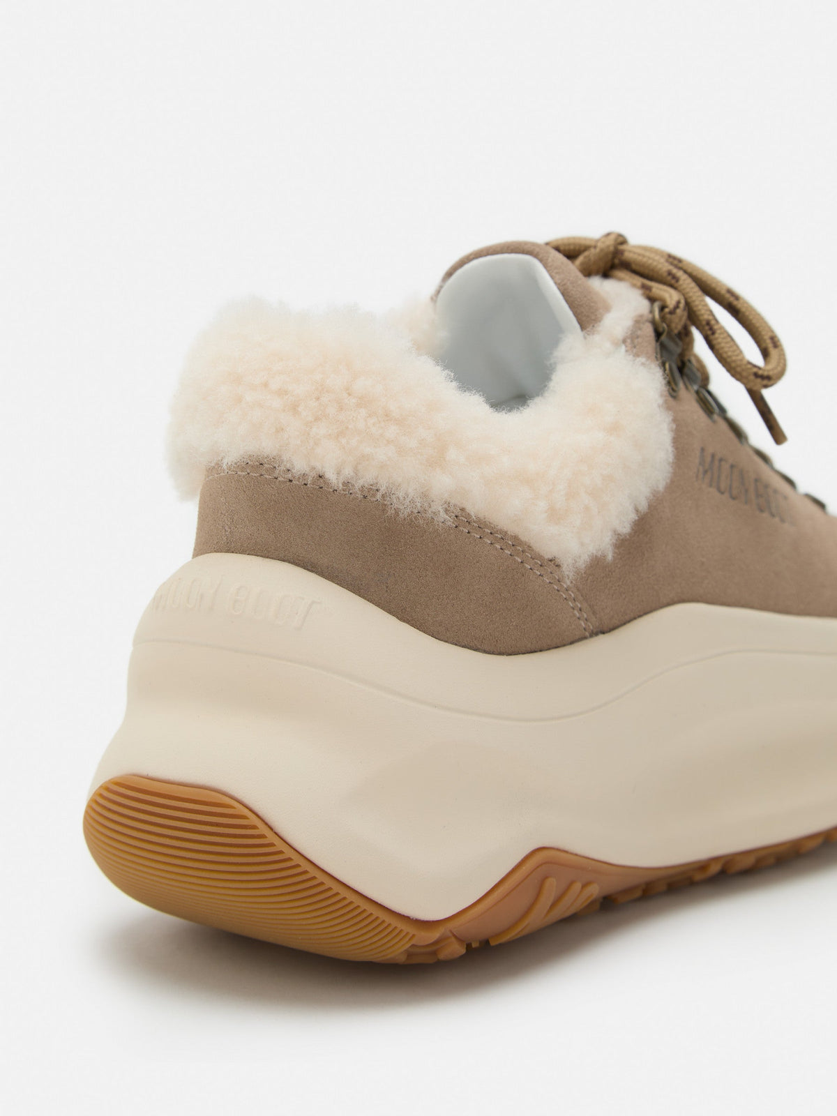 Sneakers in scamosciato bovino e pelle di pecora riccia Moon Boot Moon247 City Shearling, colore Sabbia, immagine 3 di 4