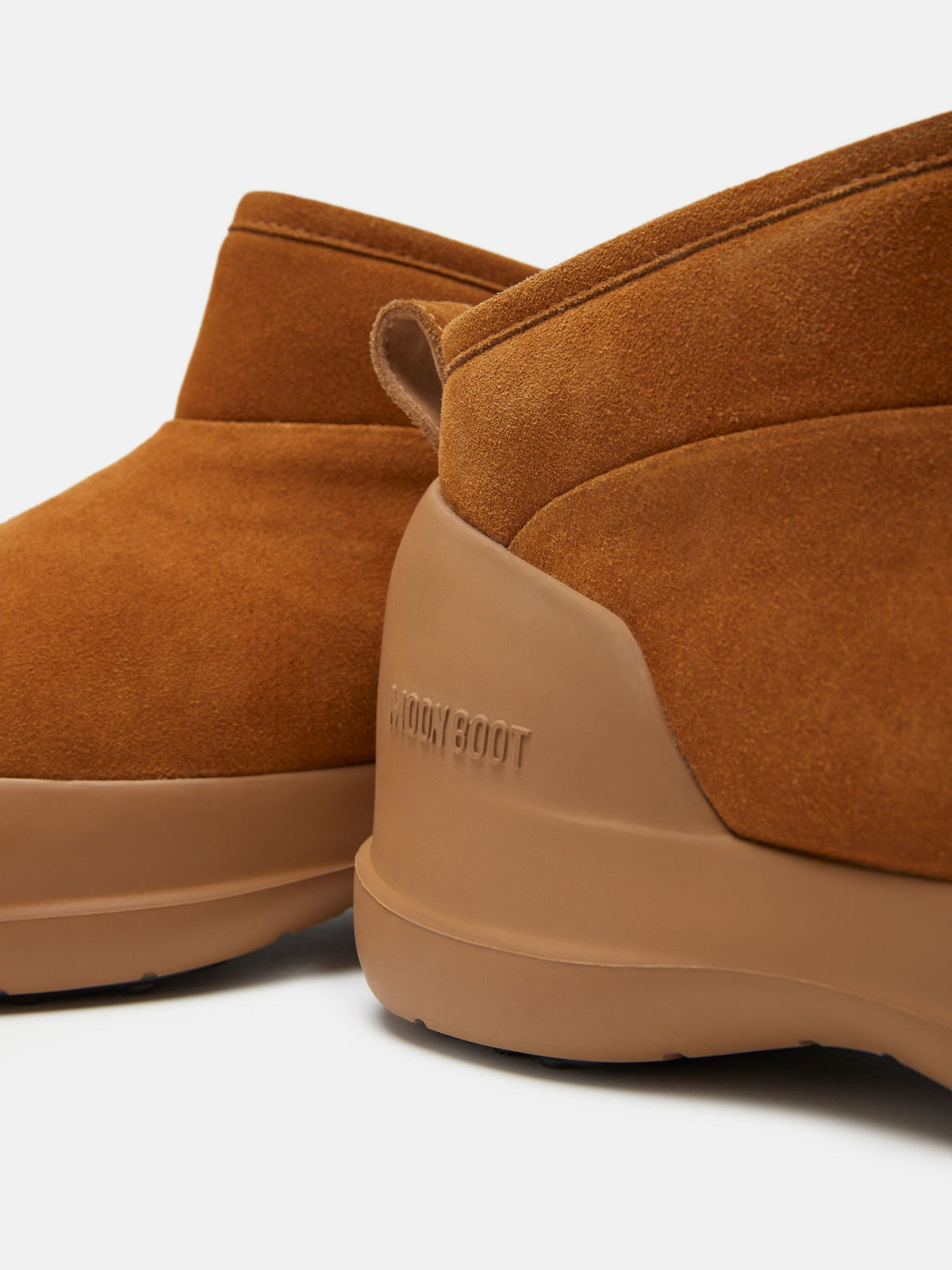 Stivaletto basso in scamosciato bovino Moon Boot Mezzaluna Low, colore Cognac, immagine 4 di 4
