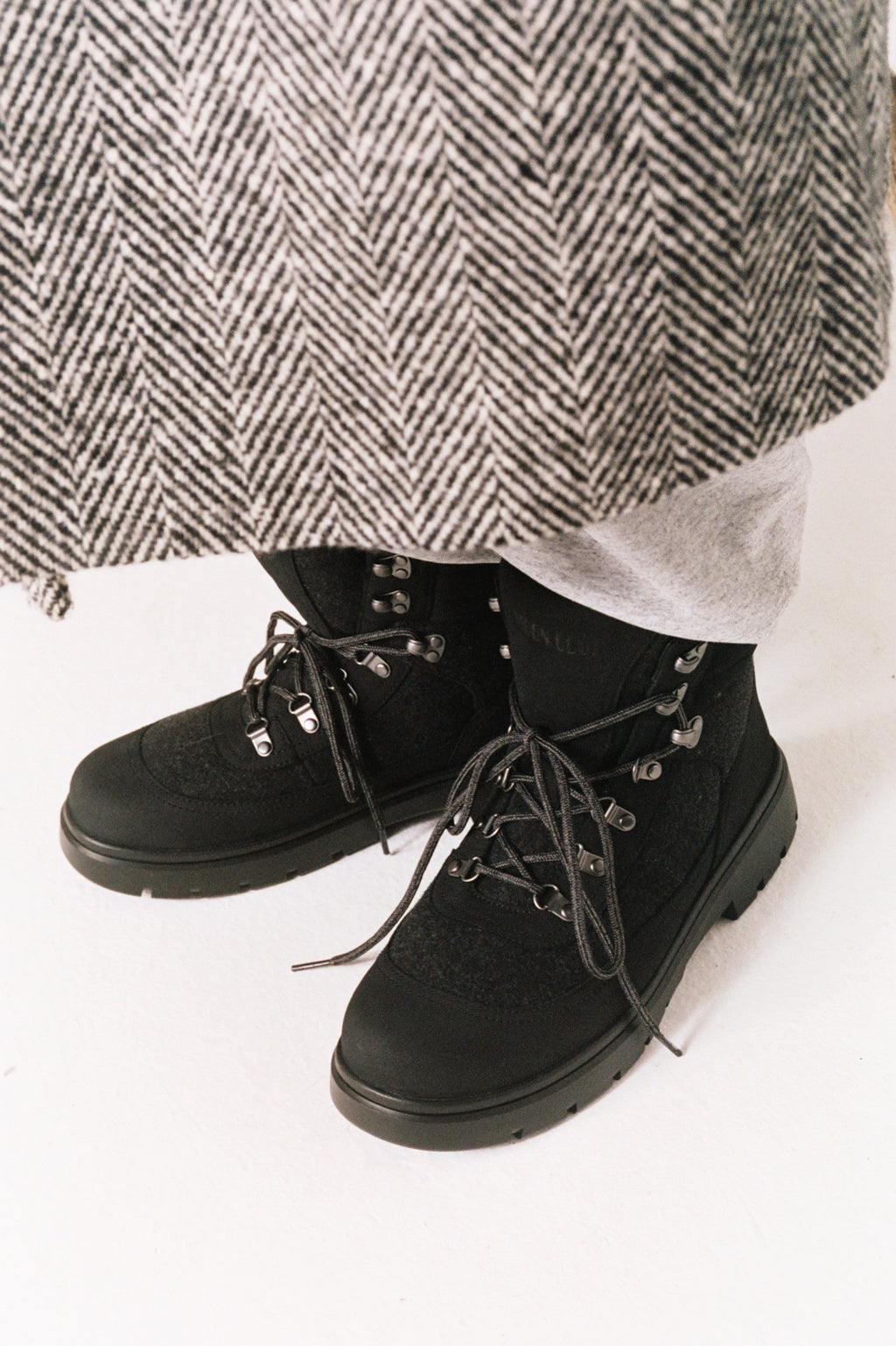 Anfibio in nubuck e feltro Moon Boot Combat Boot Felt, colore Nero, immagine 5 di 5