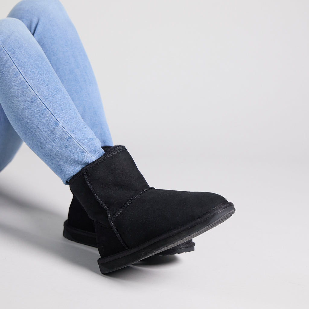 Stivaletto EMU Australia Stinger Mini con fodera in pelle di pecora, colore Nero, immagine 3 di 8