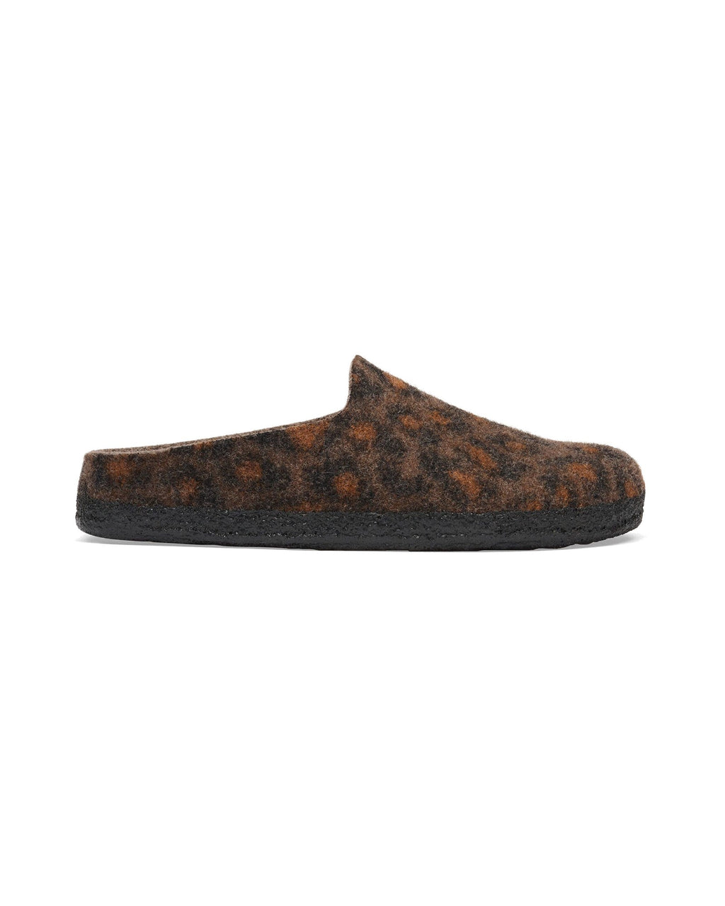 Pantofola chiusa in feltro Birkenstock Amsterdam Wrapped Shearling Felt, colore Leo Pepper, vista laterale