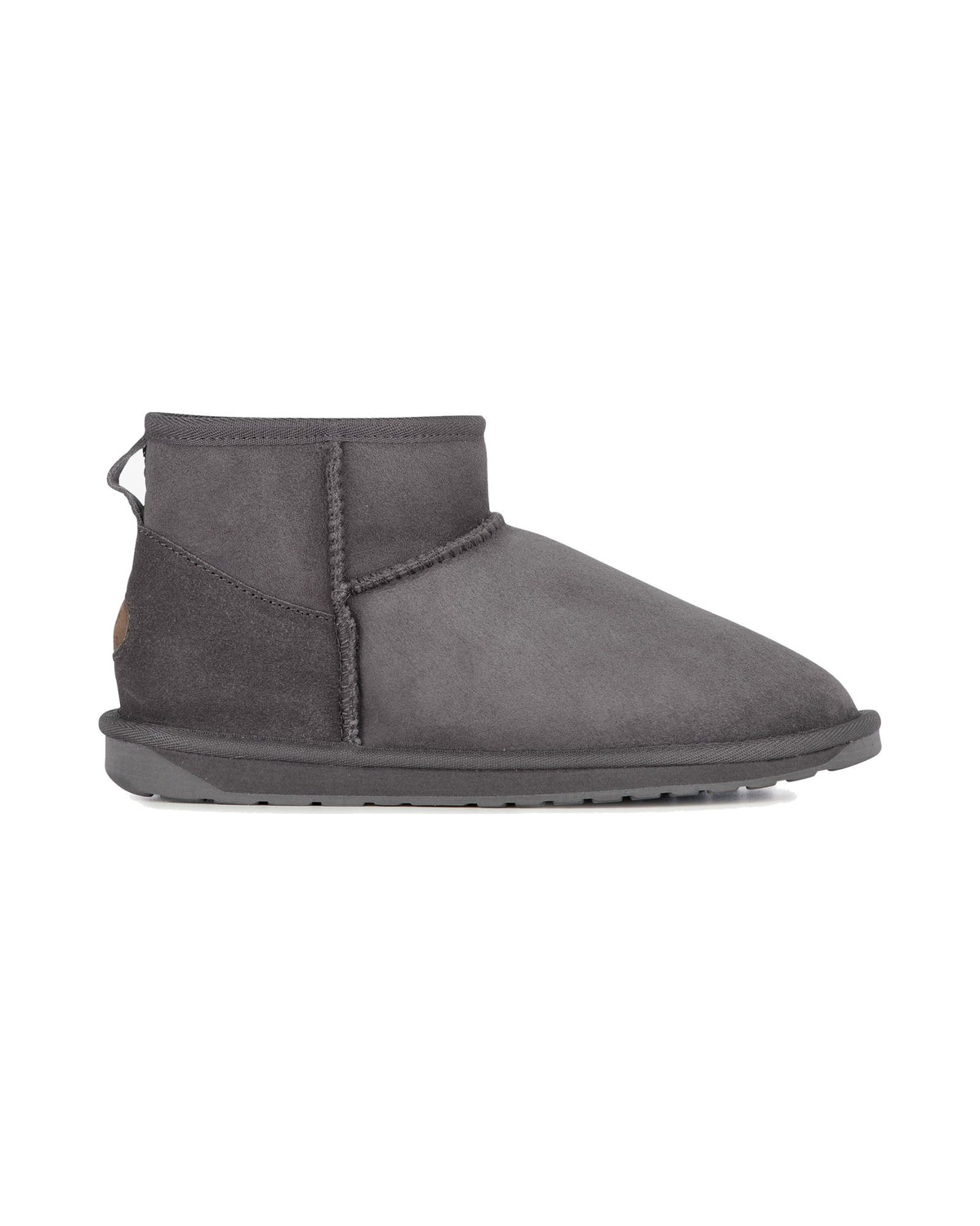 Stivaletto EMU Australia Stinger Micro in montone australiano, colore Carbone, vista principale