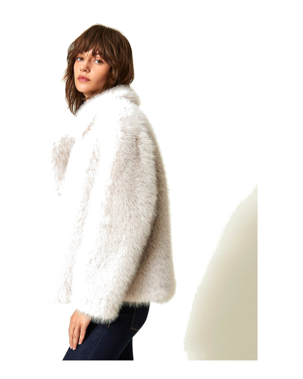 Twinset Milano cappotto corto effetto teddy in poliestere, colore Soft Grey (grigio chiaro), immagine 4 di 7