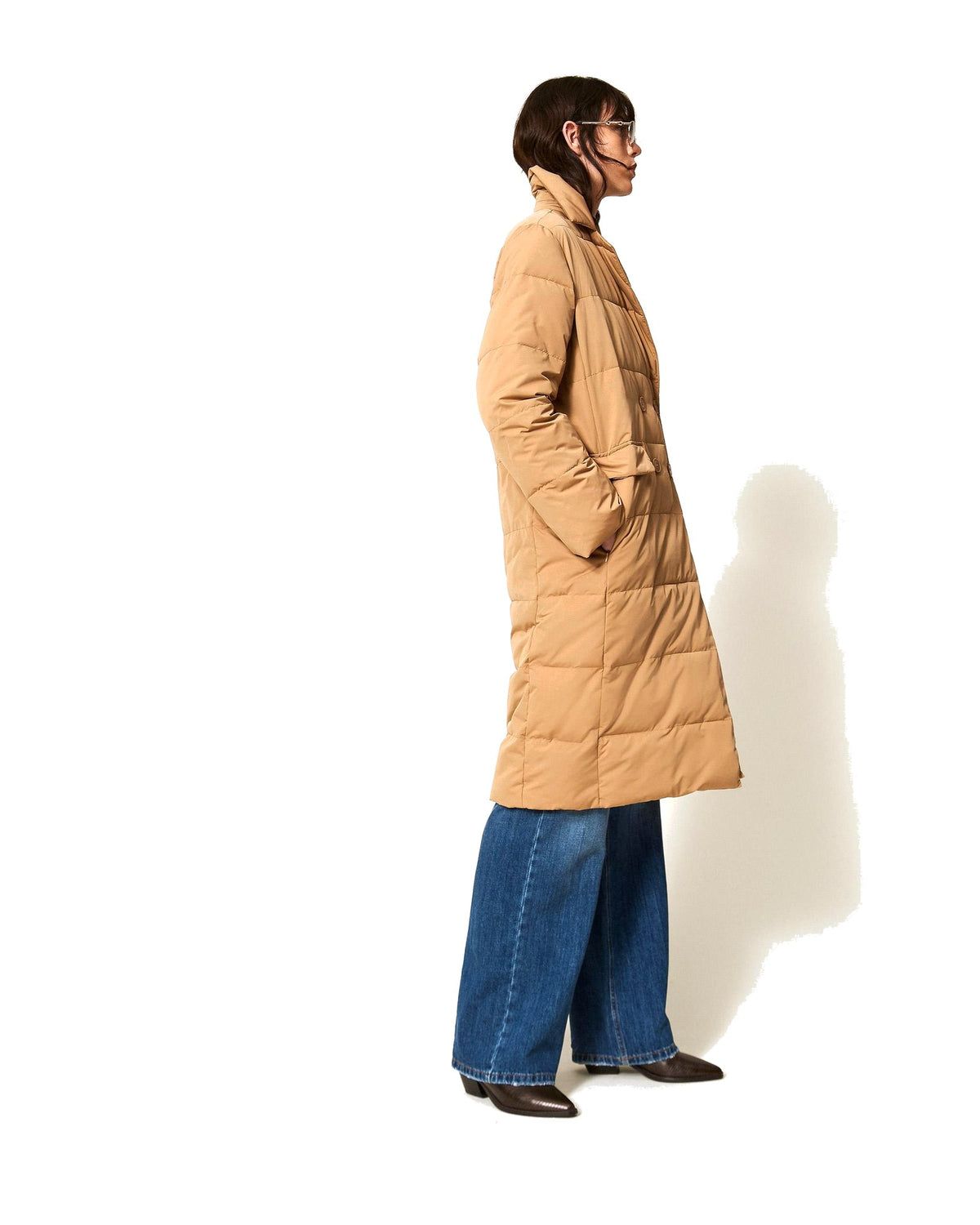 Twinset Milano giacca imbottita doppiopetto con tasche, colore cammello (Tobacco Brown), immagine 2 di 6
