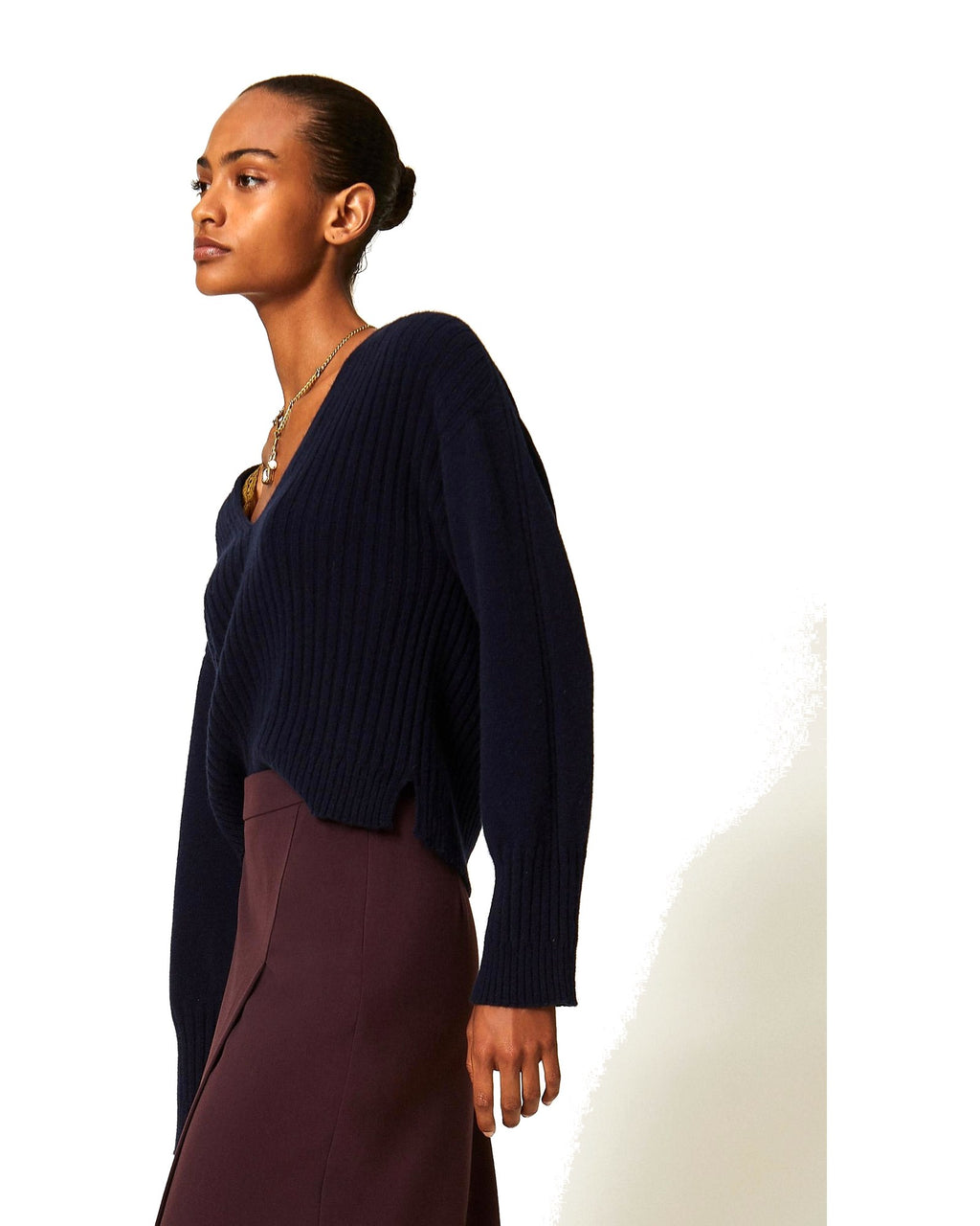 Twinset Milano maglia in cashmere a coste con scollo a V, colore Classic Blue, immagine 3 di 6