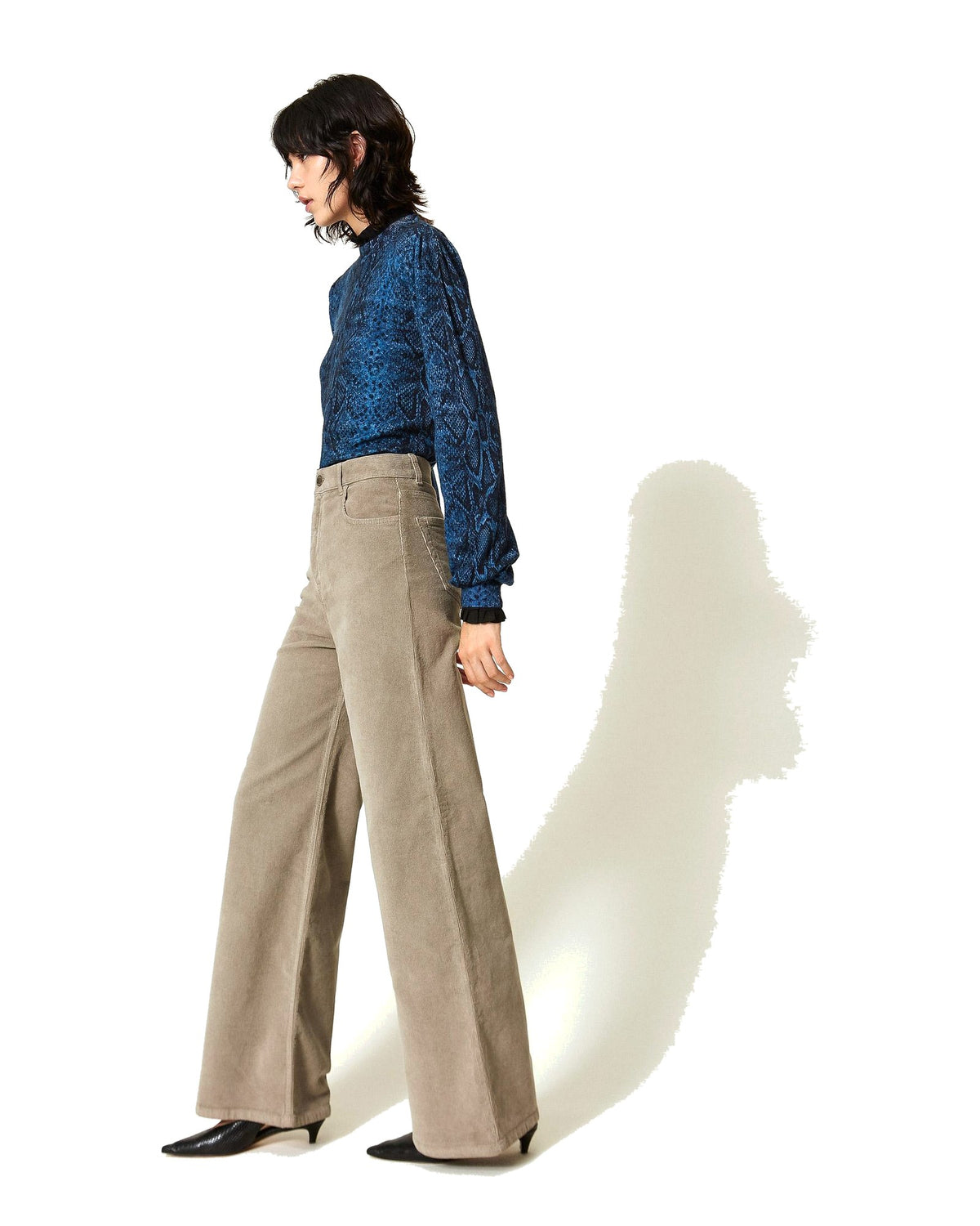 Twinset Milano pantaloni ampi in velluto a costine, colore mastice, immagine 2 di 6