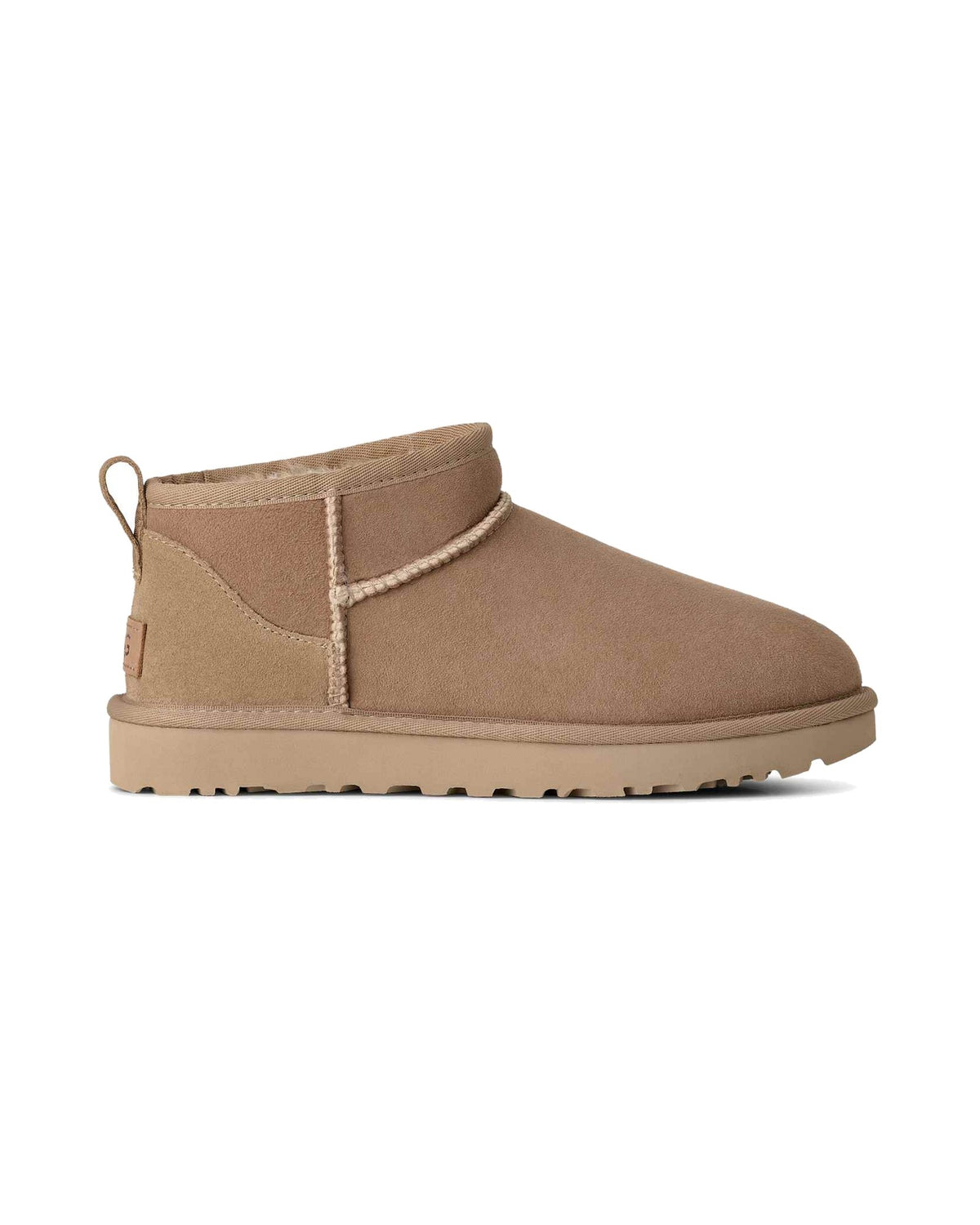 Stivaletto basso UGG Classic Ultra Mini in pelle scamosciata, colore Sand, vista principale